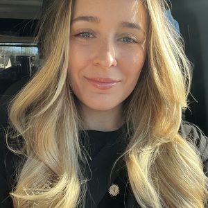 Meet your Posher, Victoria